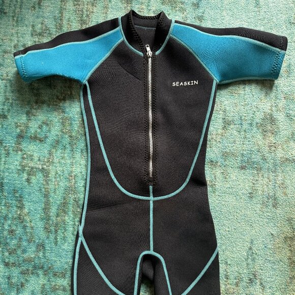 Kids size 4 wetsuit short sleeve 2mm thick neoprene - Picture 1 of 4